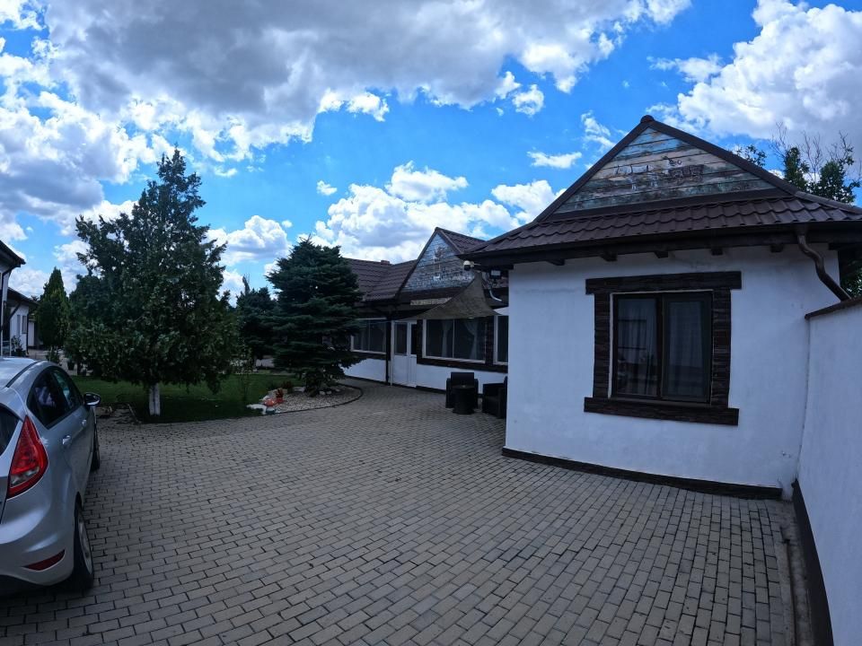 Proprietate Exclusivă cu Piscină, Foișor și Livadă | 1.970 mp teren | 270 mp co – fotografia 4 din 35