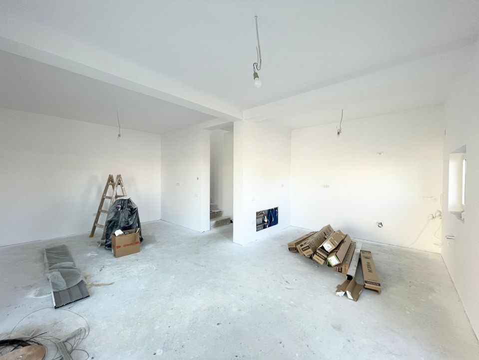 Duplex 4 camere zona excelenta - Mosnita Veche – fotografia 1 din 15