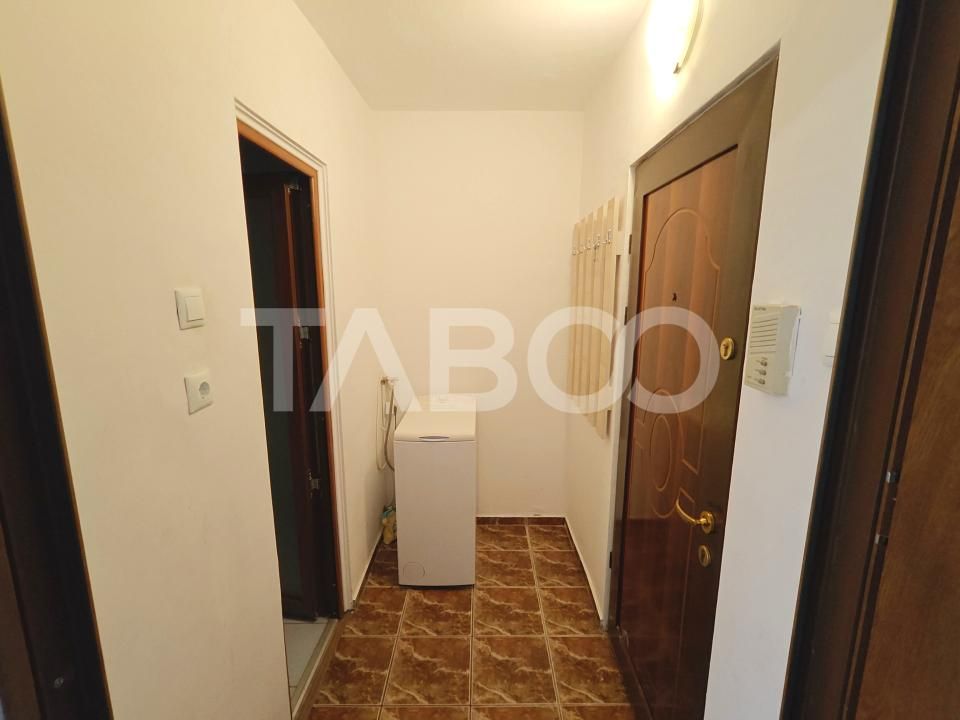 Garsoniera cu balcon la etajul 1 - mobilata si ultilata - OMV Milea – fotografia 7 din 7
