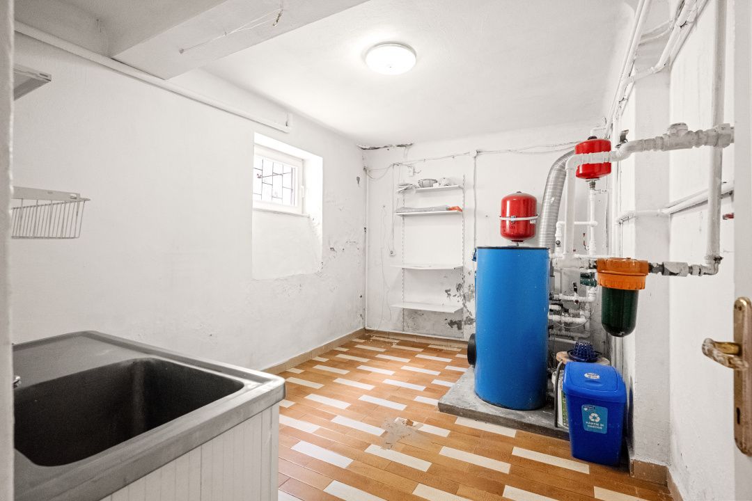 VANZARE VILA 8 CAMERE KISELEFF- PARCUL KISELEF- STR. ELIZA ZAMFIRESCU LEONIDA – fotografia 10 din 38