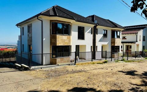 Duplex, 168 mp utili, teren individual 600 mp, 4 dormitoare | sat Gheorgheni