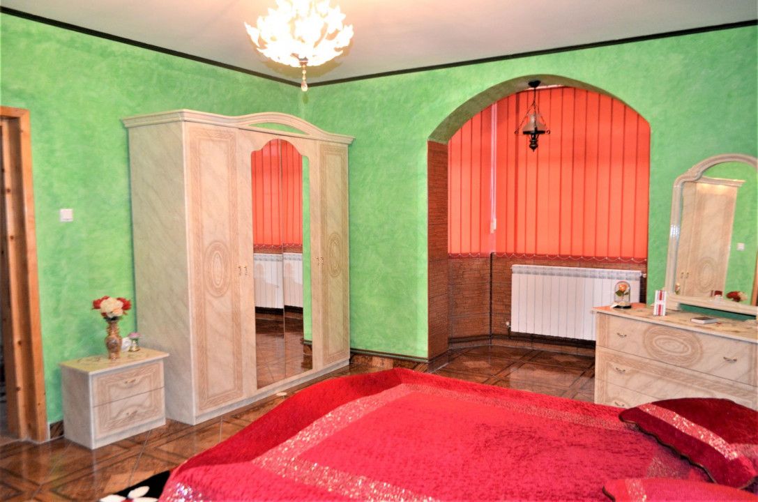 Vila spatioasa de vanzare in zona Kamsas – fotografia 13 din 34
