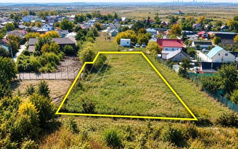 Teren de vânzare – 700 mp, Ștefănești, Județul Argeș