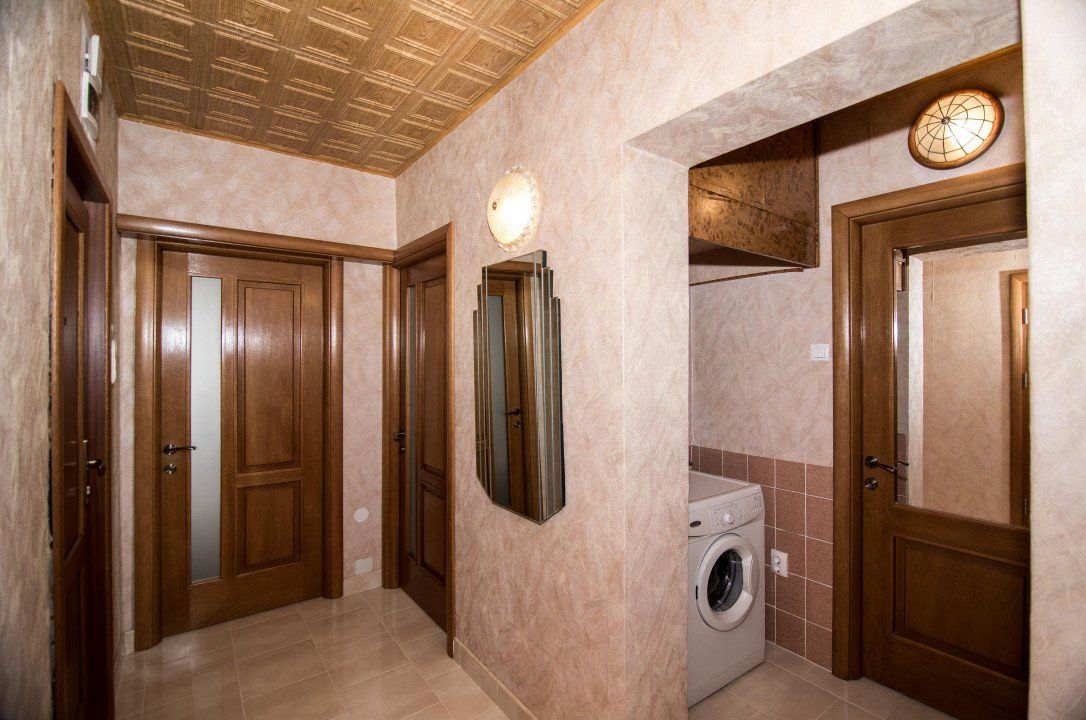 Inchiriere - Apartament 3 camere - Zona Centrala – fotografia 4 din 8