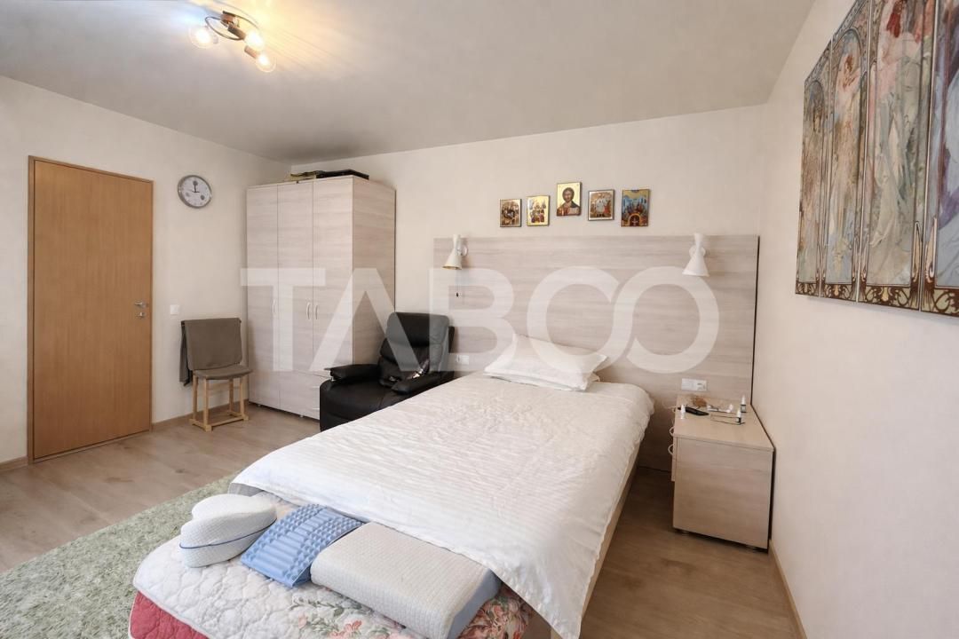 Casa 5 camere  individuala cu piscina incalzita acces auto Turnisor – fotografia 5 din 32