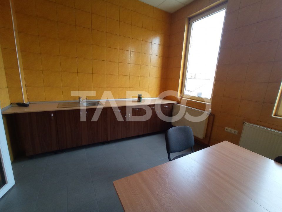 Spatiu Industrial 1000 mp utili cu birouri si parcari Central Sibiu – fotografia 11 din 13