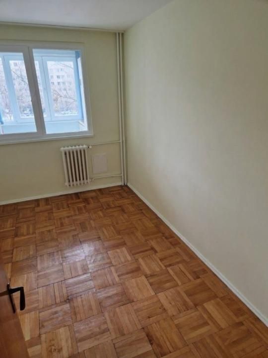 Vanzare apartament 4 camere | Titan - bloc tip H | langa metrou | etaj 3/4 | – fotografia 4 din 34