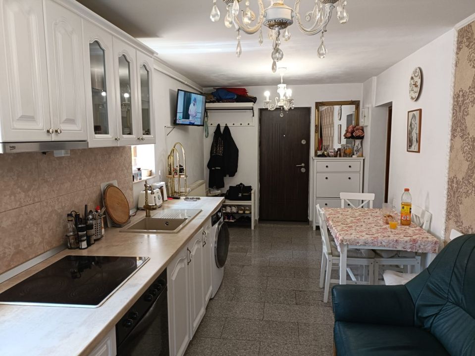 Casă și spațiu comercial de vânzare Reghin zona centrală. – fotografia 6 din 16