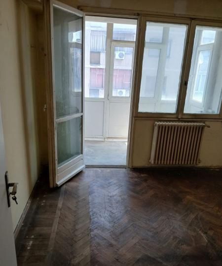 3 Camere de vanzare | Universitate | Metrou | 2% Comision | Cash | Nerenovat – fotografia 3 din 8
