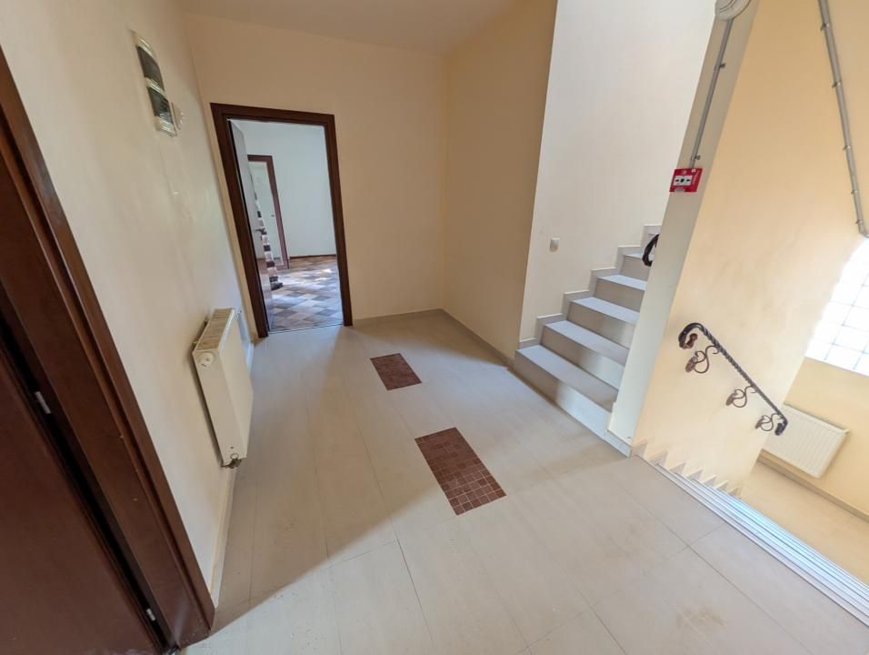 Casa 5 camere 220mp | 0 comision | Tunari central | 200mp teren – fotografia 28 din 47