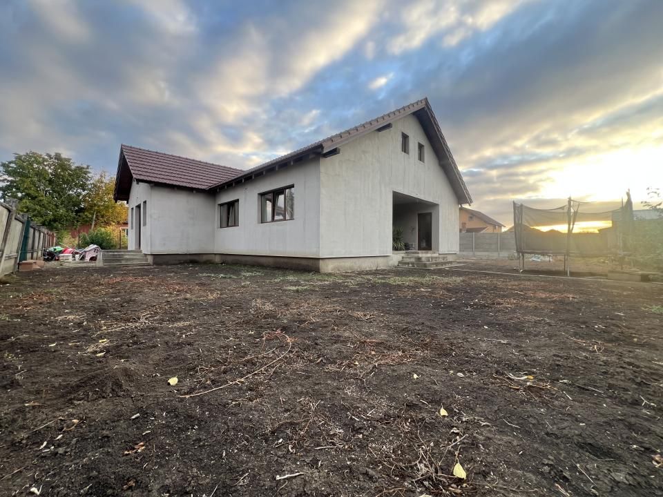 Casa individuala 160 mp utili, 560 mp teren - Giroc – fotografia 1 din 12