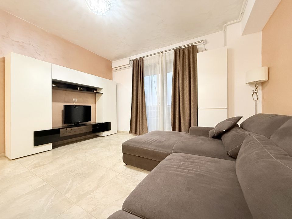 Apartament de inchiriat cu 2 camere in prima linie Stefan Building – fotografia 1 din 9