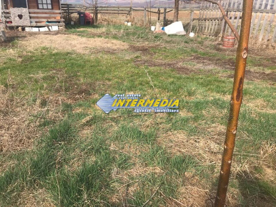 Teren intravilan de vanzare suprafata 500 mp – fotografia 3 din 4