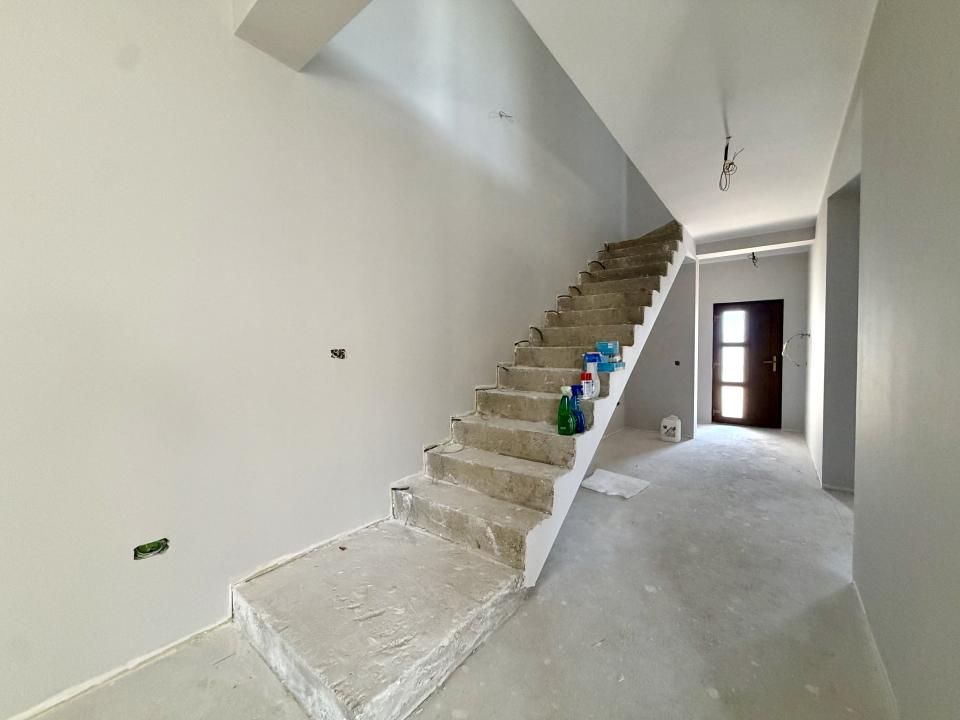 Duplex spatios, 5 camere, 162 mp utili, 538 mp teren - Dumbravita – fotografia 11 din 14