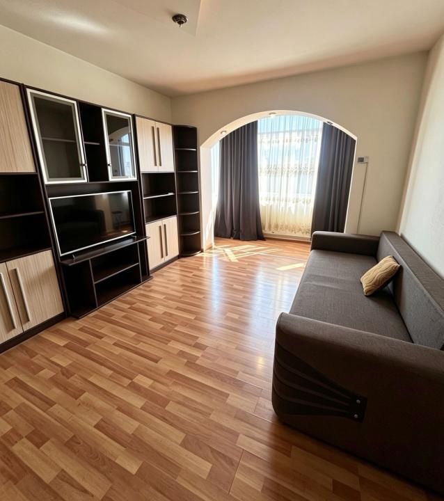Apartament 2 camere de vânzare – Zona Craiovei, Strada Tineretului – fotografia 1 din 7