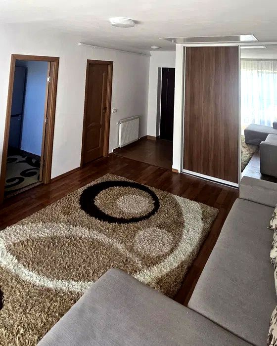 Apartament o cameră, bucătărie separată, parcare, zona Stejarului – fotografia 2 din 8