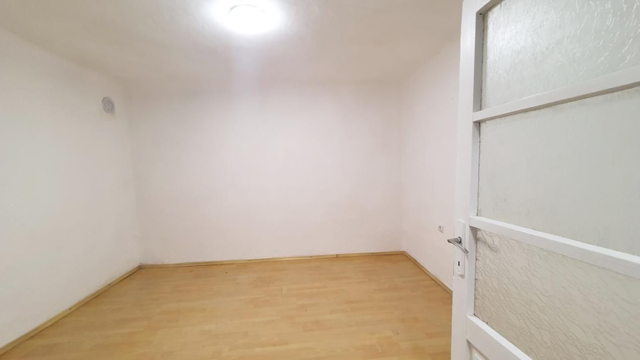 Casă 5 camere în Sectorul 5, Str. Flautului, Excelent conectată, zonă liniștita – fotografia 5 din 12