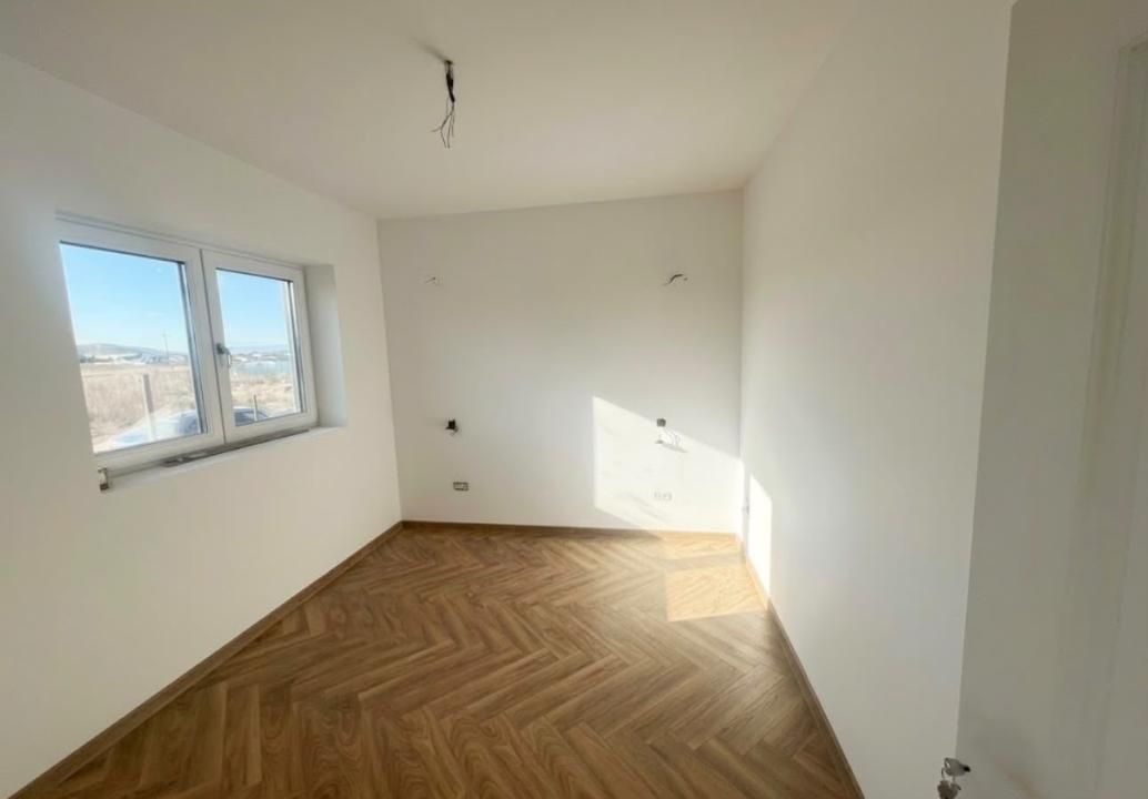 Casa-Individuala-106mp-4camere-Curte-500mp-Utilitati-Incalzire-Pardoseala – fotografia 8 din 11