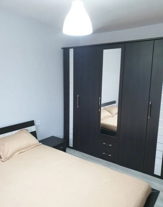 Apartament 3 camere Etaj 1 Cetate Cloșca – Renovat Utilat Mobilat – fotografia 6 din 8