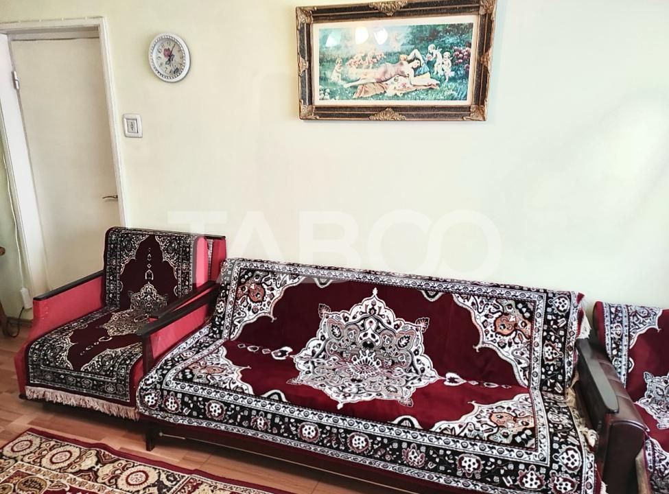 Apartament cu 2 camere de vanzare in Gheorgheni izolat balcon si boxa – fotografia 2 din 8