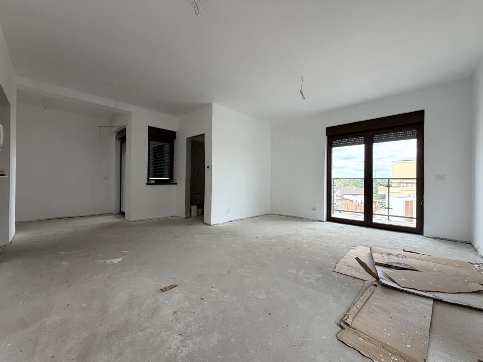 Penthouse 3 Camere, 67mp utili, 32mp terasa, etaj 3, bloc nou - Giroc – fotografia 1 din 10