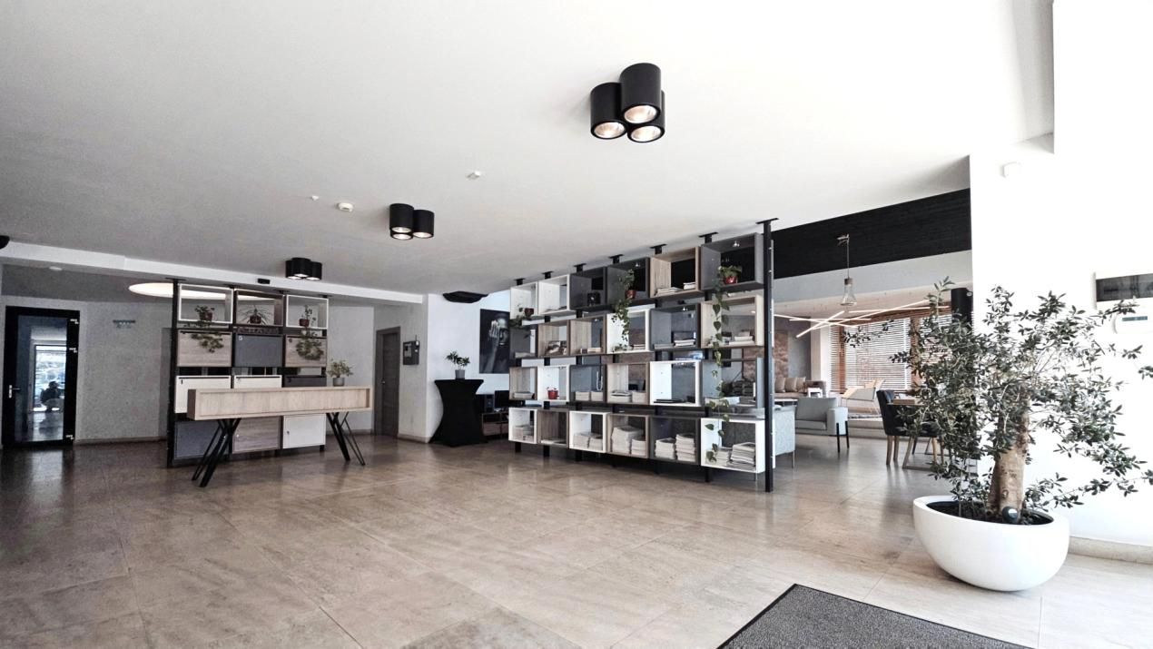 Comercial Premium | Showroom | Ultracentral | Corneliu Coposu – fotografia 18 din 25