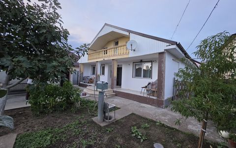 Exclusivitate! Casa P+M, 4 camere, teren 620mp, partea dreapta, Valu lui Traian!