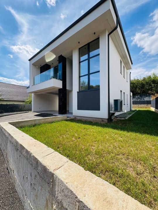 Casă modernă cu garaj | 140mp utili | 600mp teren | zona Roata Faget – fotografia 1 din 7