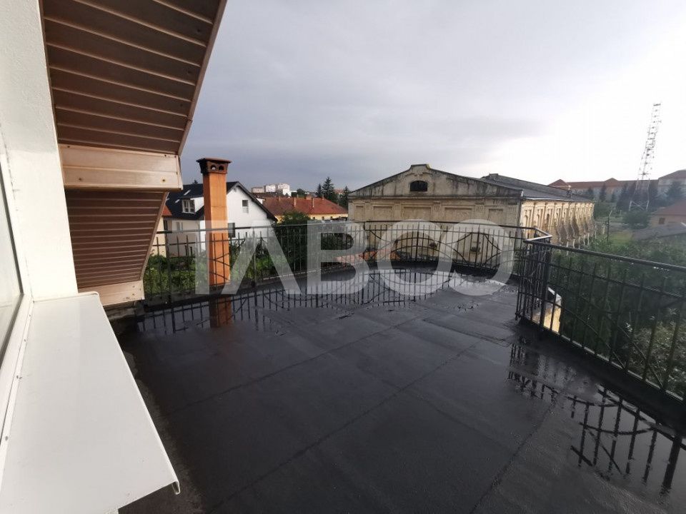Casa in zona Centrala cu 8 camere mobilate teren 890 mp – fotografia 16 din 20
