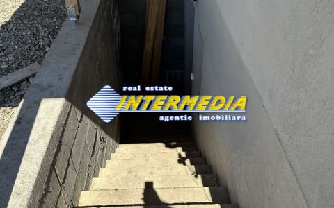 Casa noua de vanzare cu 4 camere in Alba Iulia finisata la cheie zona Micesti