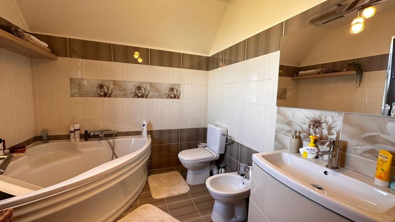 Casa individuala deosebita Alba-Micesti Sp+P+M cu 423 mp Teren Mobilata Utilata – fotografia 32 din 36