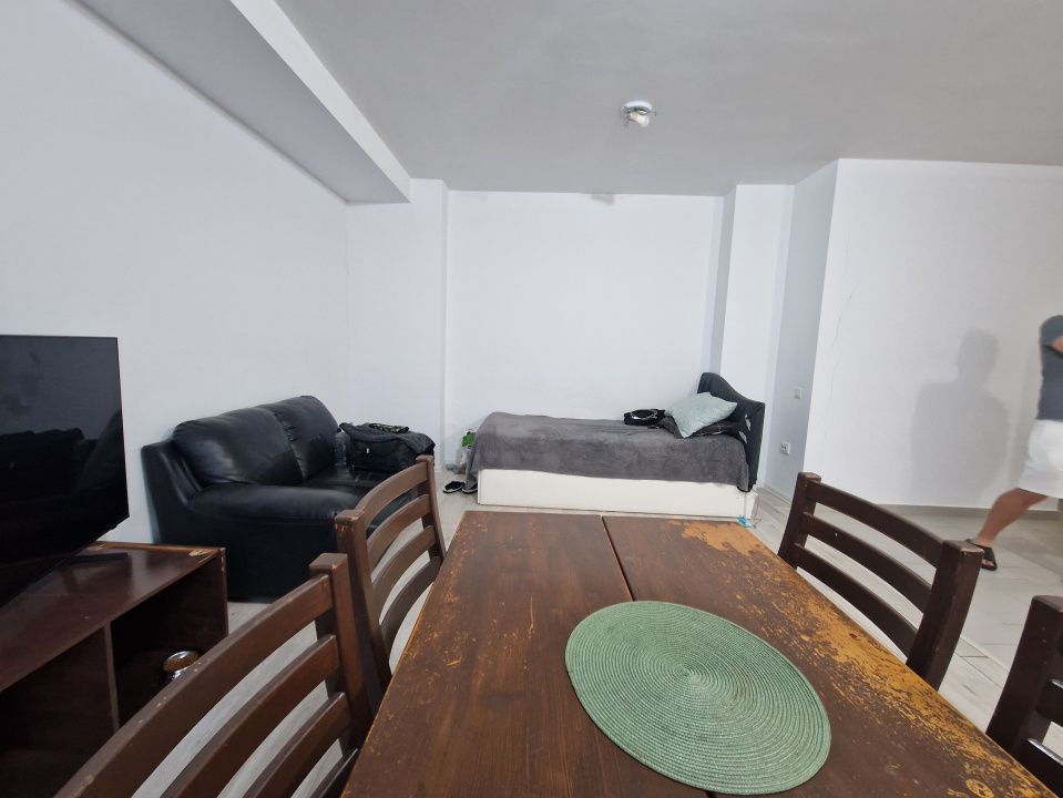 Sopor, 3 camere cu balcon si parcare – fotografia 9 din 12
