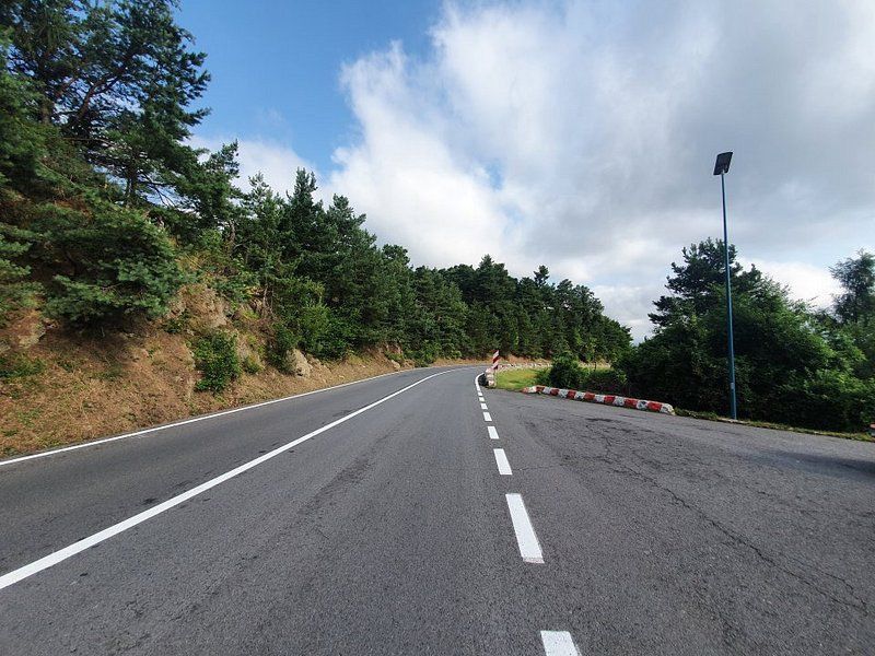 Teren cu priveliste superba si deschidere la drumul de Poiana Brasov – fotografia 2 din 16