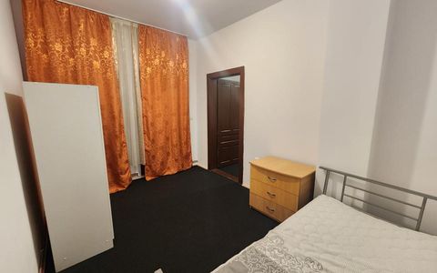 Închiriez apartament cu 2 camere în zona Modern