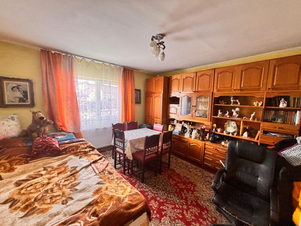 Casă cu teren 2.200 mp – Beclean – fotografia 8 din 13