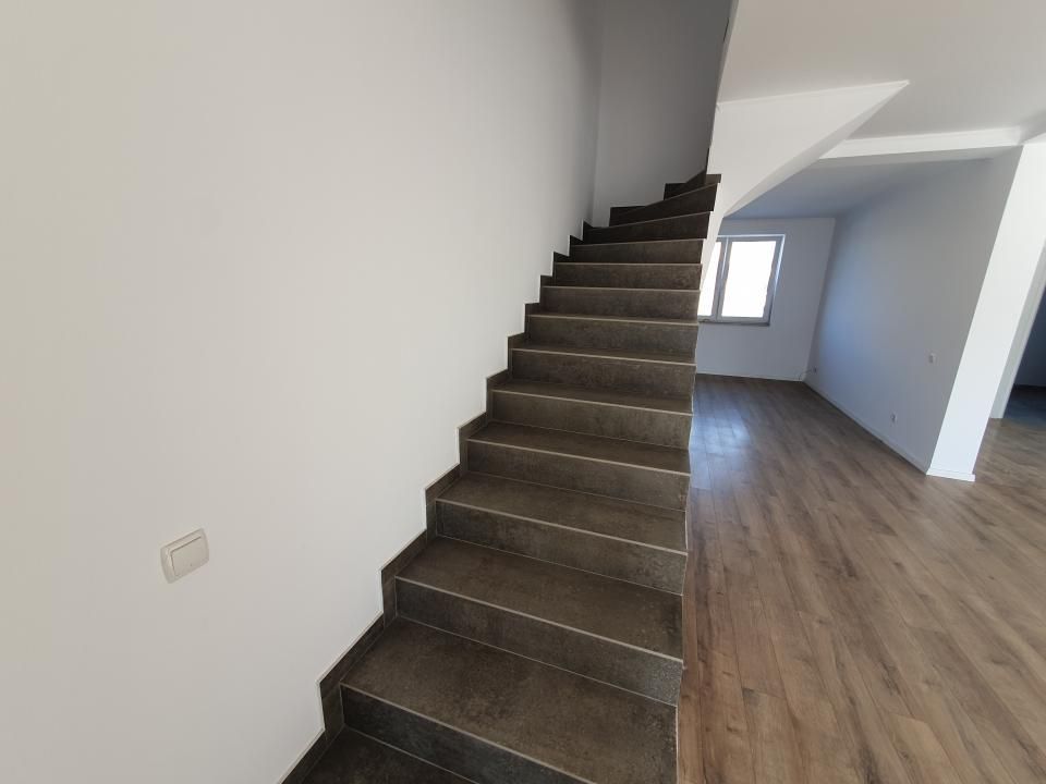 Casa insiruita tip cvadruplex, 119,7 mp utili, teren 402 mp in Mosnita Noua – fotografia 12 din 30