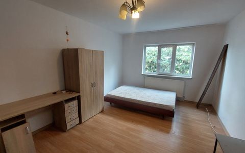 Apartament doua camere decomandat, Cartier Garii, zona Posta