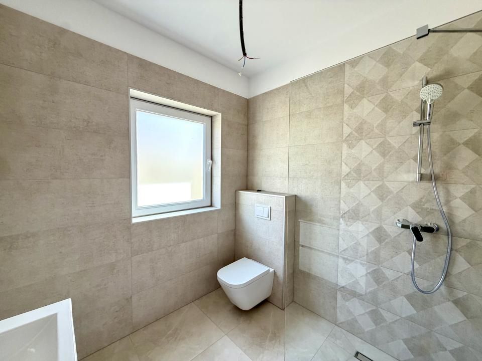 Duplex spatios, 5 camere, 135 utili, 426 mp teren - Dumbravita – fotografia 9 din 15