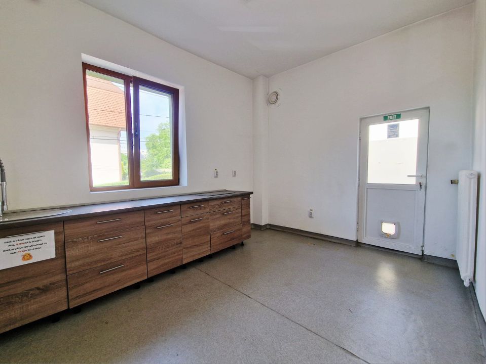 Casa pentru activitati de birouri in Andrei Muresanu – fotografia 14 din 22