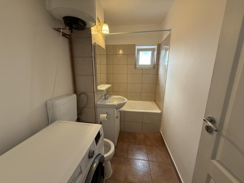 Apartament spatios, o camera, 31 mp utili + balcon - Buziasului – fotografia 4 din 6