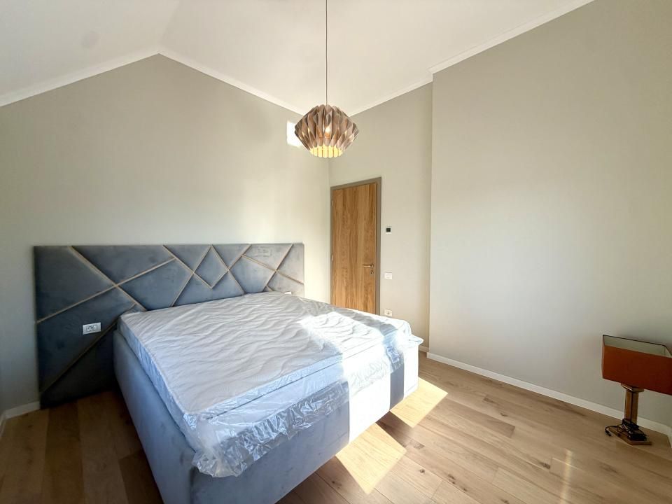 Casa spatioasa, 5 camere, 121 mp utili, 340 mp teren - Dumbravita – fotografia 8 din 15