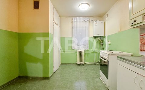 Apartament cu 4 camere strada Maramuresului zona Gara de vanzare