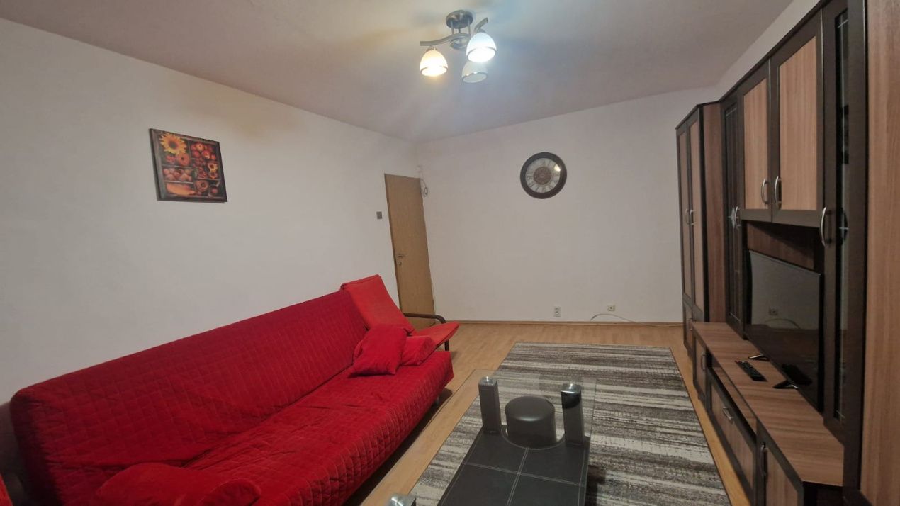 Apartament 2 camere, decomandat, 53mp, cartier Brazda, zona Unitatea Militara – fotografia 1 din 8