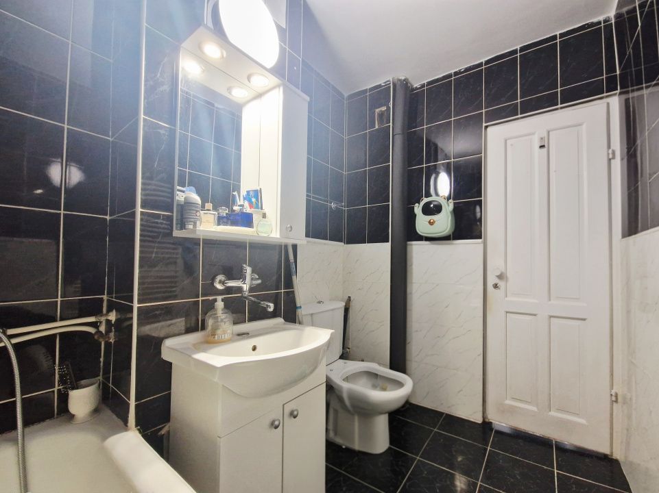 Apartament luminos decomandat in zona Spitalului de Recuperare – fotografia 13 din 16