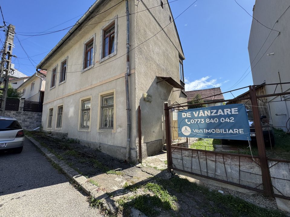 🏡 CASĂ DE VÂNZARE - NĂSĂUD, ZONA CENTRALĂ | EXCLUSIVITATE – fotografia 1 din 13