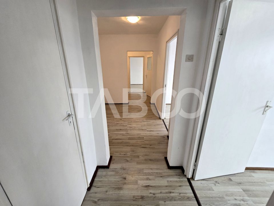 Apartament decomandat de vanzare cu 3 camere balcon zona Mihai Viteazu – fotografia 9 din 19