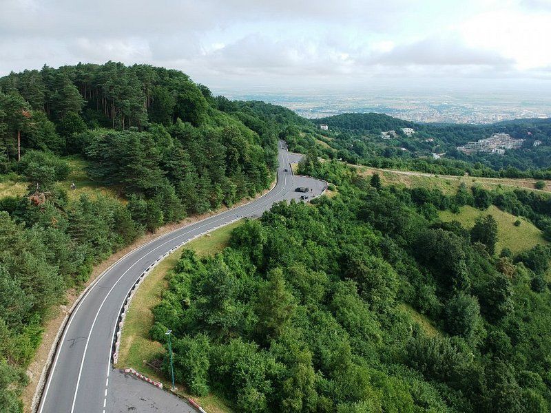 Teren cu priveliste superba si deschidere la drumul de Poiana Brasov – fotografia 9 din 16