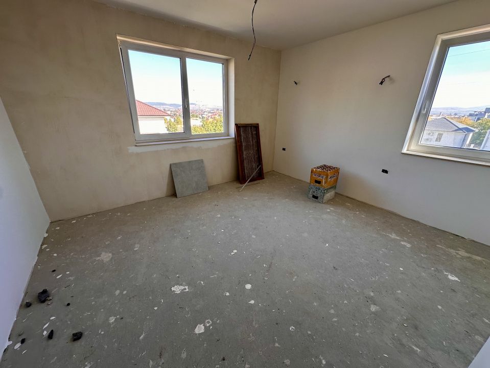 CASA NOUA I DE VANZARE I 120 MP I CETATE I FINISATA LA CHEIE I 4 CAMERE I – fotografia 11 din 18
