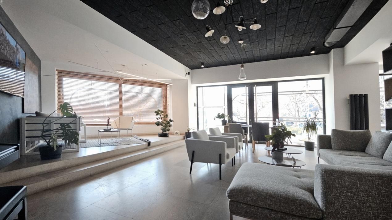 Comercial Premium | Showroom | Ultracentral | Corneliu Coposu – fotografia 6 din 25