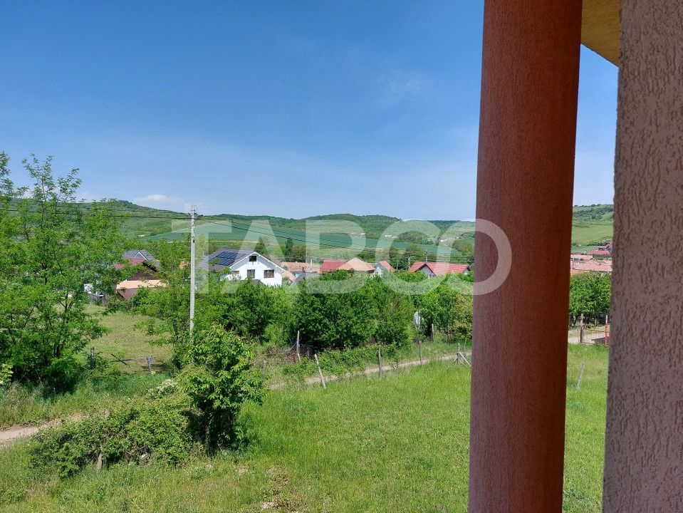 Casa de vanzare cu teren 2000 mp 5 camere  Sura Mare Hamba Sibiu – fotografia 36 din 37